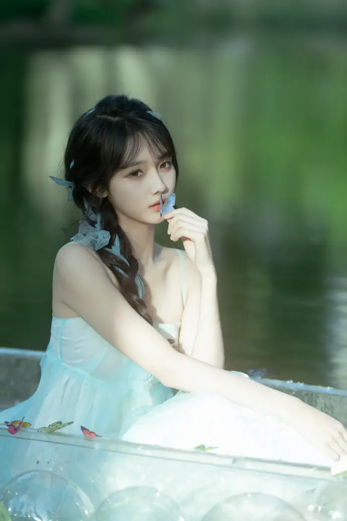 冯提莫直播数据对比图